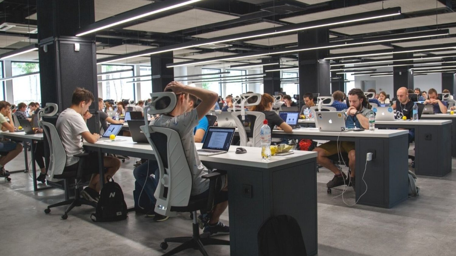 Najbardziej poszukiwani na rynku pracy są w tym momencie specjaliści od e-commerce.
