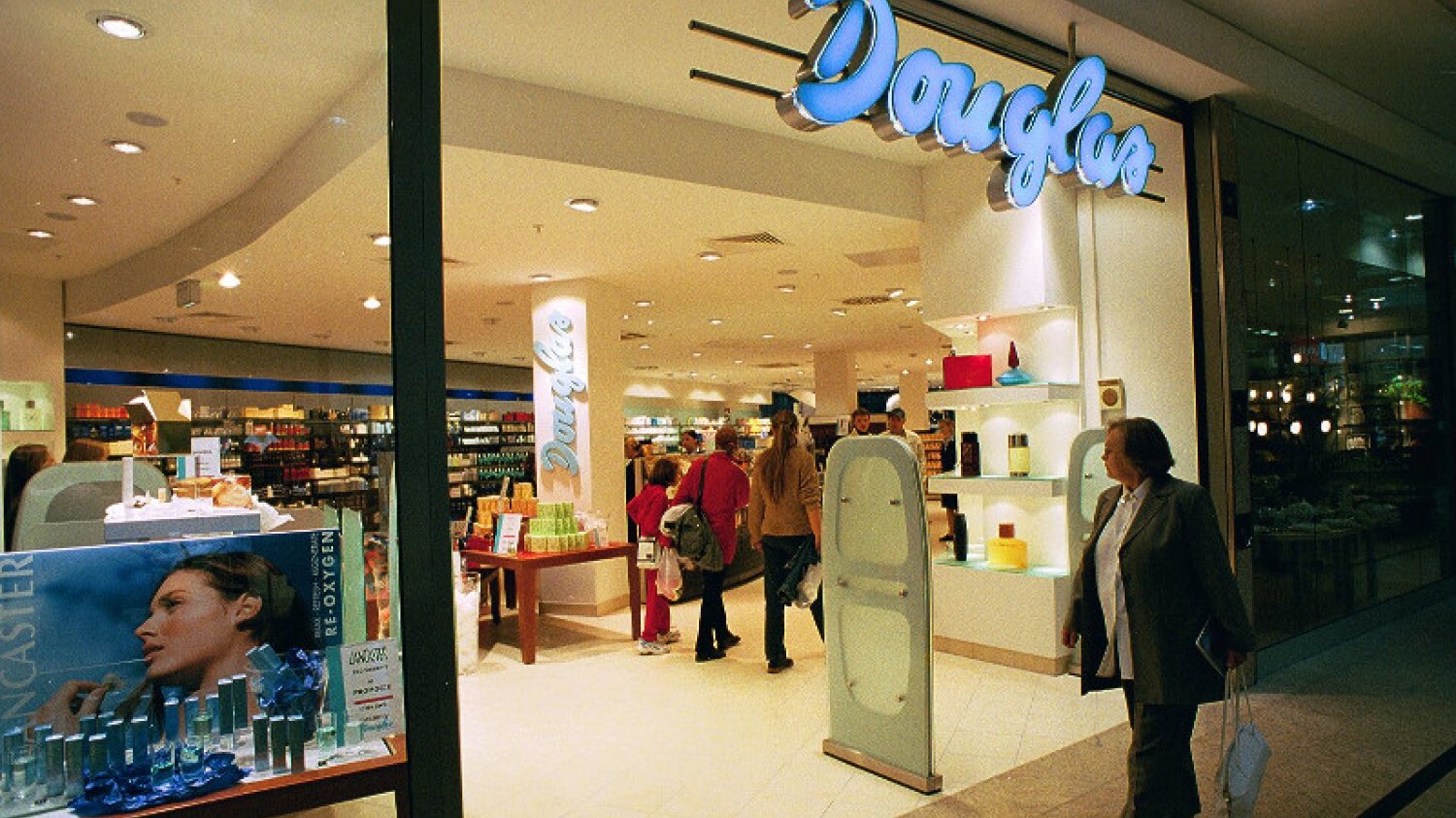 Perfumeria Douglas jeden z klientów Quest Change Managers