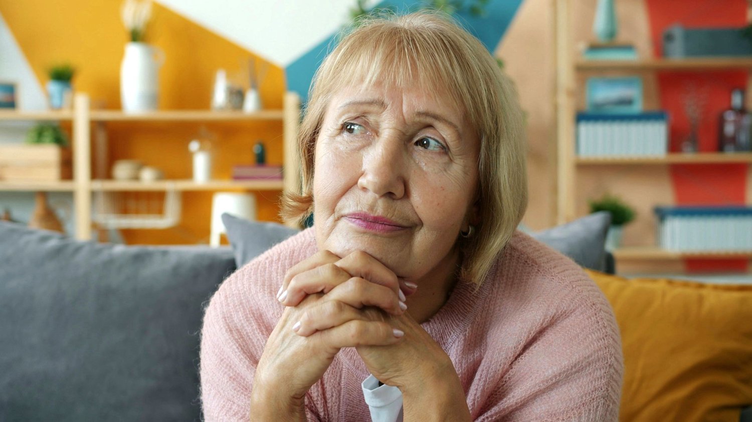 samotna seniorka