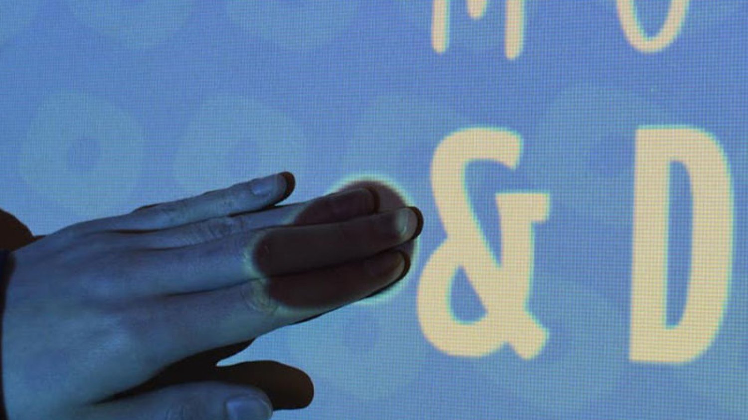 Rozwiązanie Touch Anywhere pozwala zmienić każdą powierzchnię w ekran dotykowy.