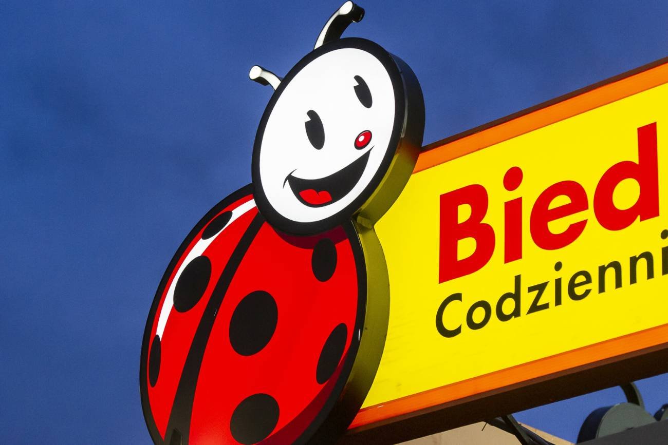 Telefonu szukajcie w sklepie online.