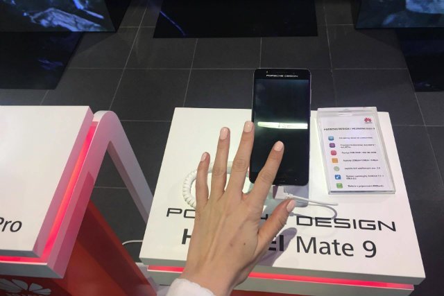 Huawei otwiera w Polsce olbrzymie centrum badawczo-rozwojowe.