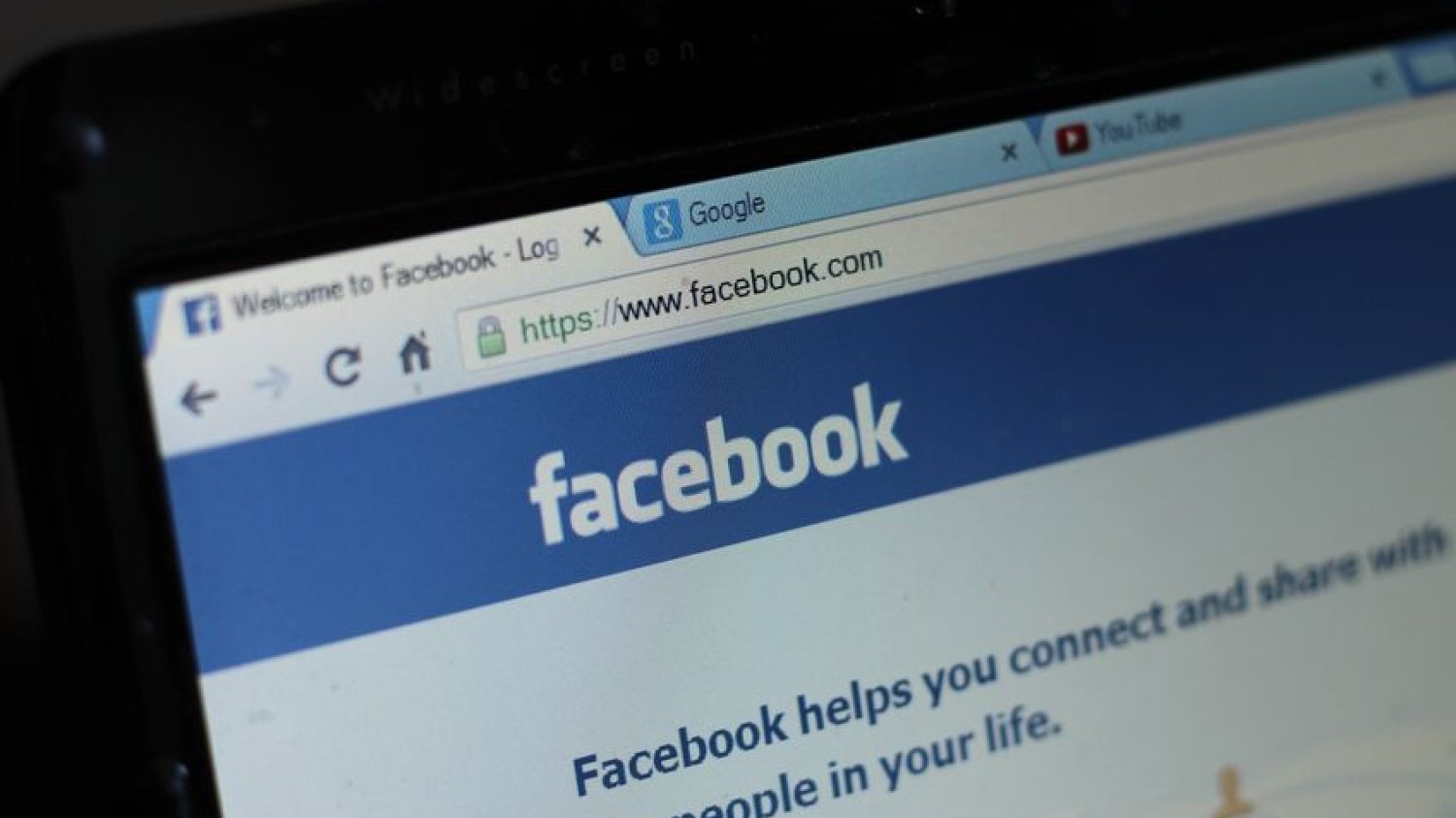 Facebook oznaczy treści satyrycznych stron.