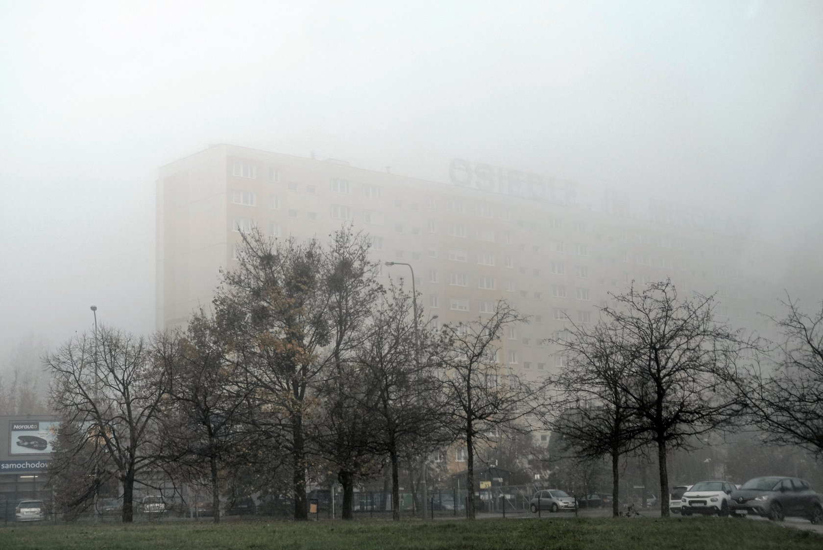 Jakość powietrza może wpływać na przebieg covid-19.