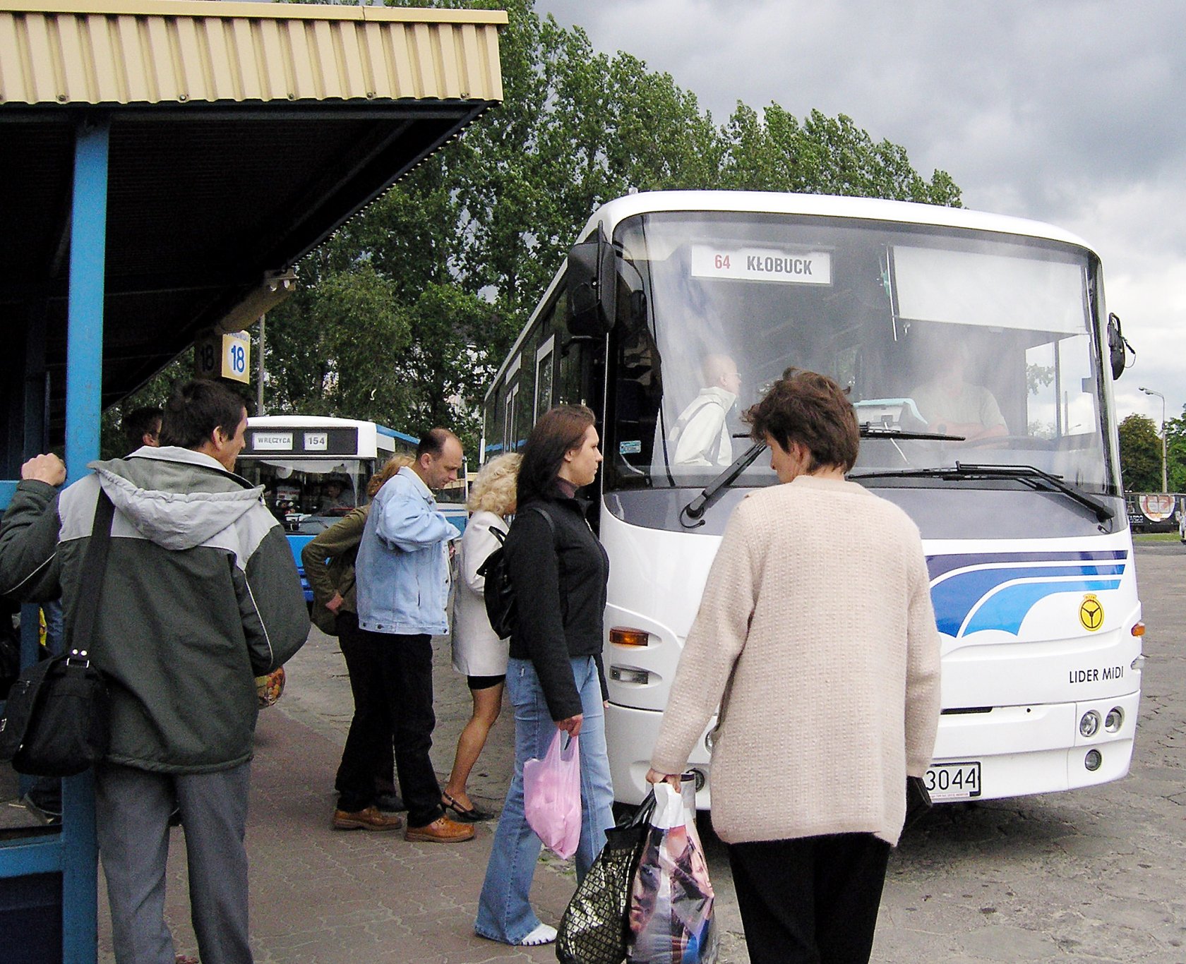 Ustawa reaktywująca zlikwidowane połączenia autobusowe jest już gotowa.