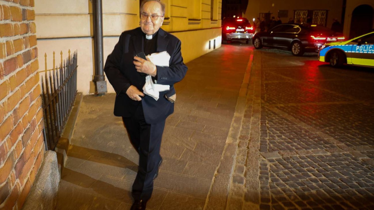 18-letni aktywista wygrał z ojcem Rydzykiem. Sądowa batalia o olbrzymie publiczne pieniądze