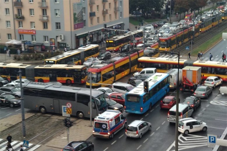 Do Tetrisa doszło, bo polscy kierowcy nie szanują przepisów drogowych. Ani siebie nawzajem.