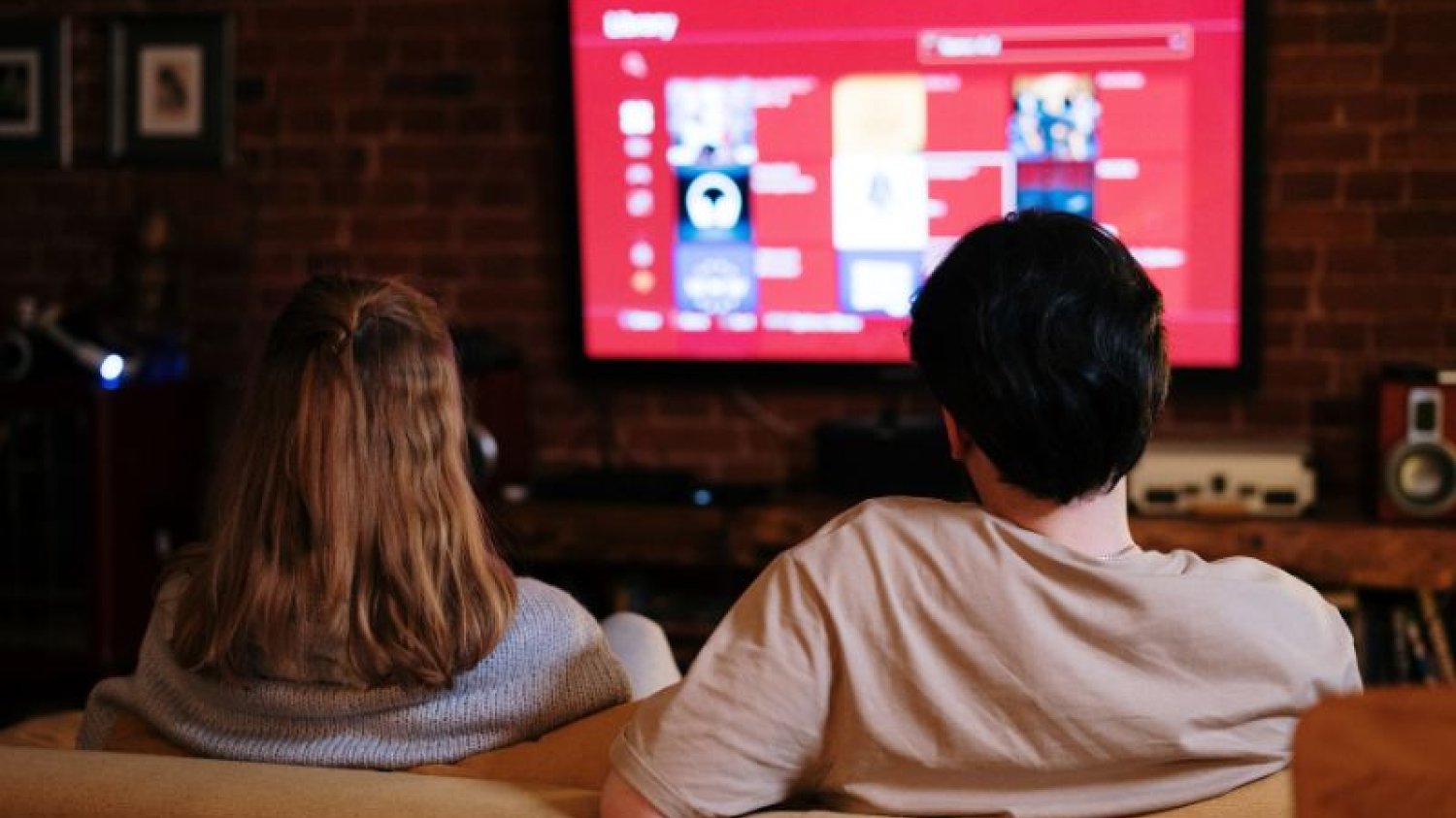 Zbyt częste oglądanie telewizji zaszkodzi na starość twojemu mózgowi.