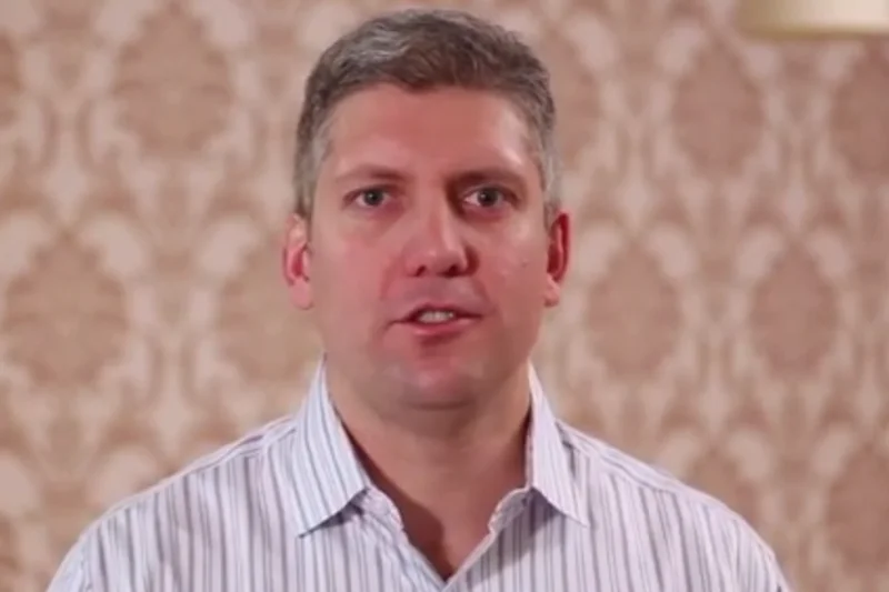 Rick Osterloh: Ceny Apple są skandaliczne.