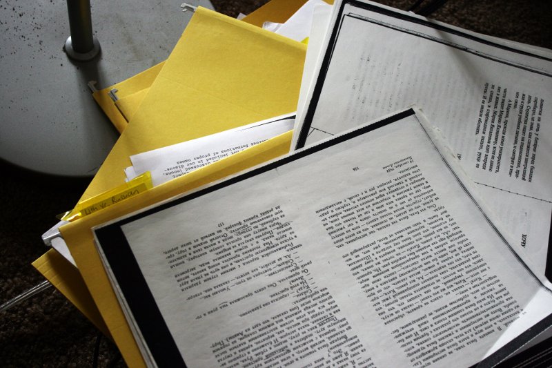 Aby powstało Repozytorium Cyfrowe Instytutów Naukowych, naukowcy z 16 uczelni musieli zeskanować ponad 10 mln papierowych dokumentów.