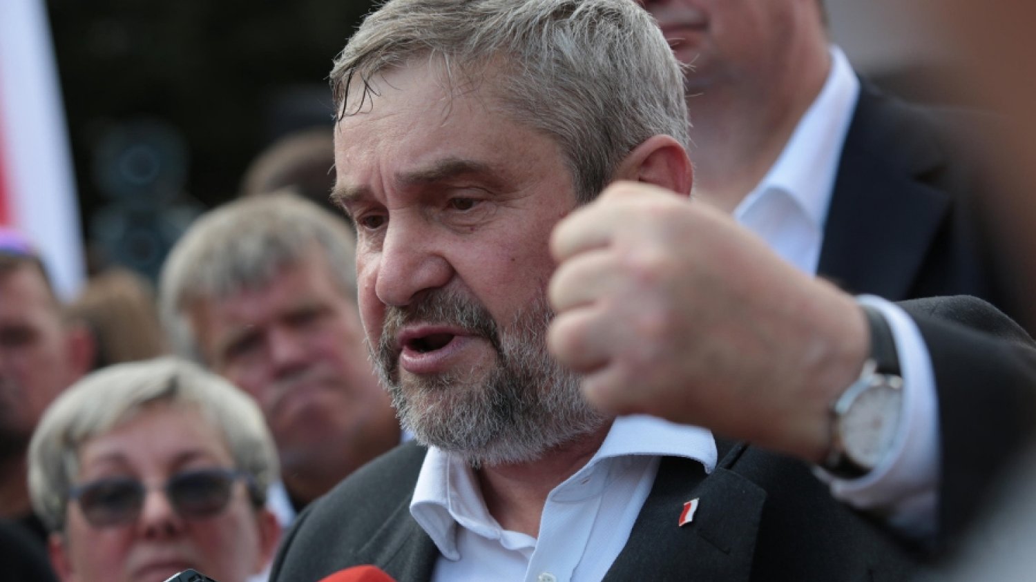 Minister rolnictwa, Jan Krzysztof Ardanowski, chce wprowadzić przepisy, na mocy których połowa kupowanego przez sklepy towaru miałaby być wyprodukowana w Polsce.