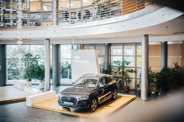 Główny hall Volkswagen Group.