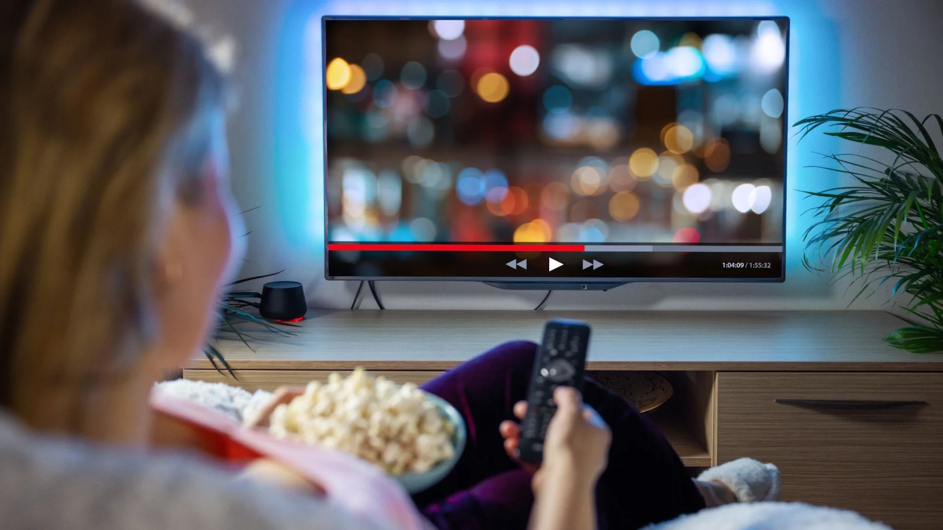 TV online bez umowy - jak zacząć oglądać w PLAY NOW?