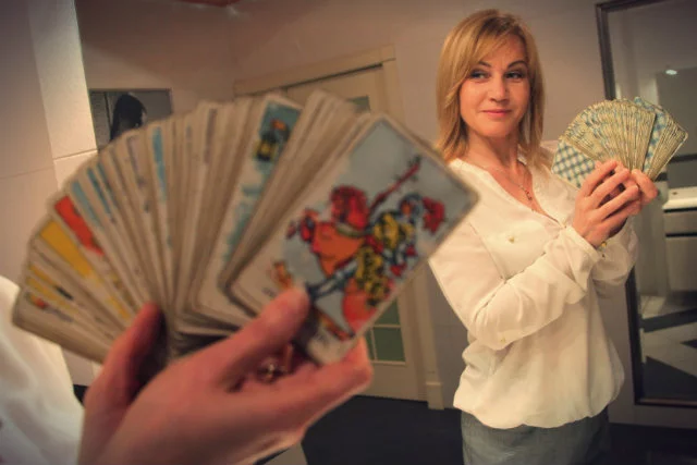 Anna Kempisty miała prorocze sny. Jak mówi, zawsze się one sprawdzały. Tak zaczęła się jej przygoda z wróżeniem.