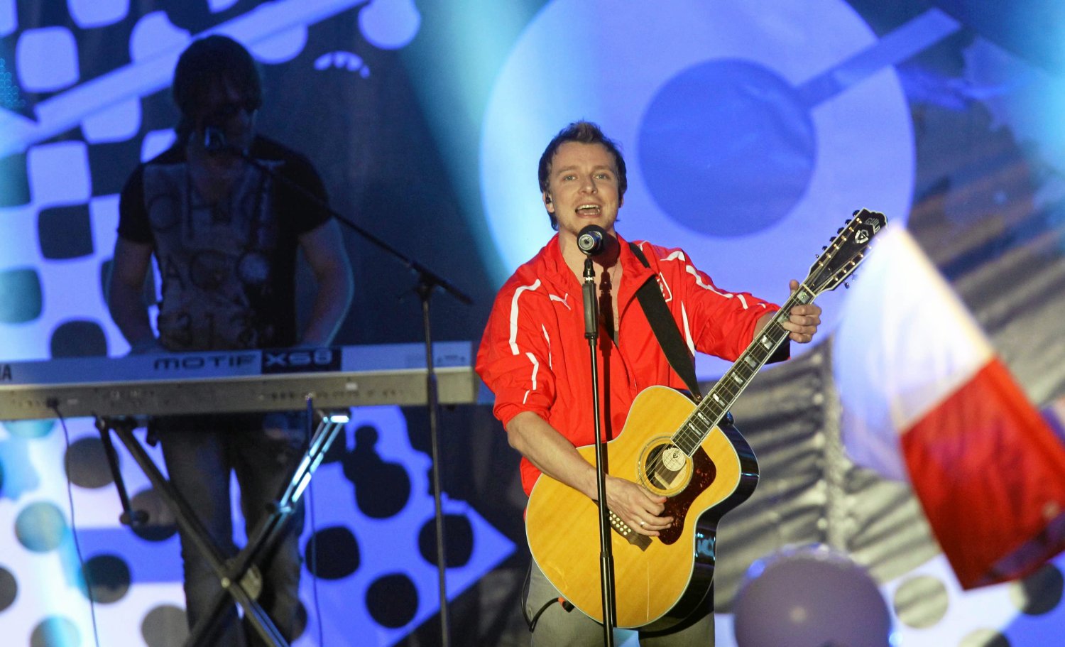 Jaki zespół mógłby zagrać w polskiej wersji aplikacji? Zrobiliśmy szybką sondę redakcyjną. Bezapelacyjnie wygrał Feel