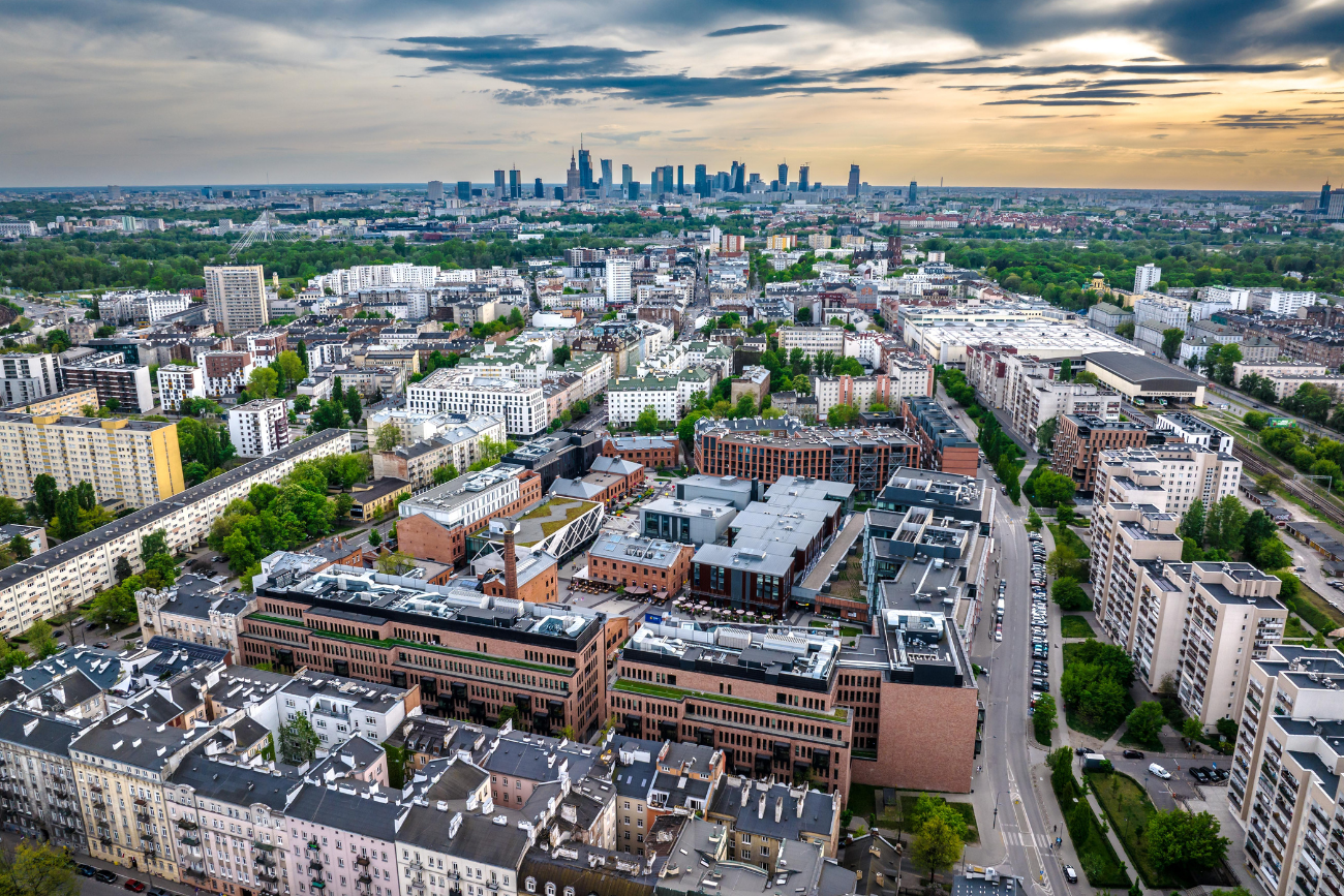 Centrum Praskie Koneser to jeden z najbardziej rozpoznawalnych kompleksów rewitalizacyjnych w Polsce