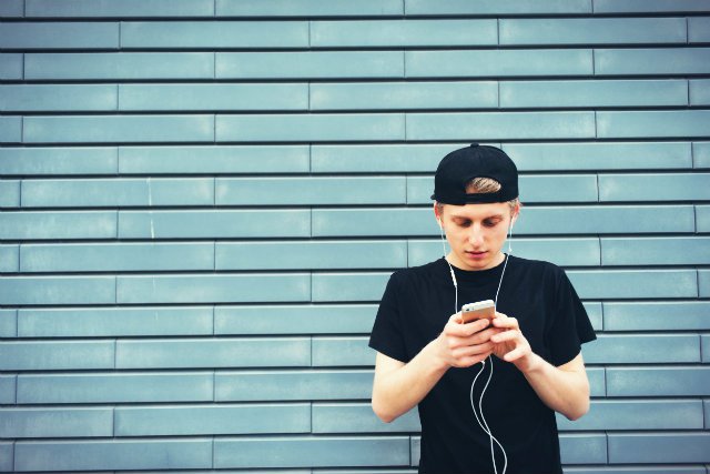 Microsoft ogłosił właśnie, że z końcem roku zamyka swój serwis do strumieniowania muzyki – Groove Music