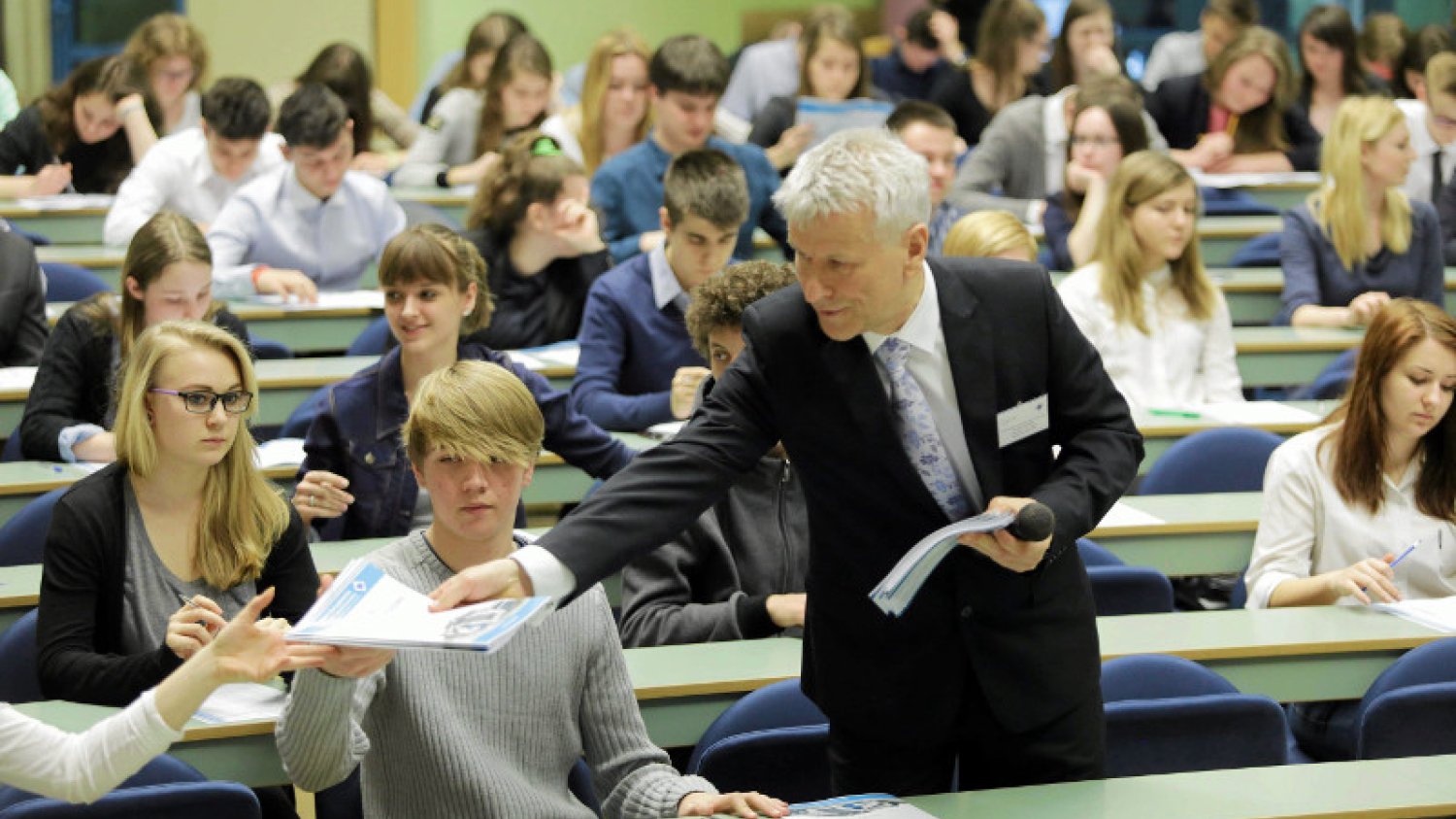Uniwersytet Łódzki wspólnie z biznesem uruchamia innowacyjny kierunek – bankowość i finanse cyfrowe.