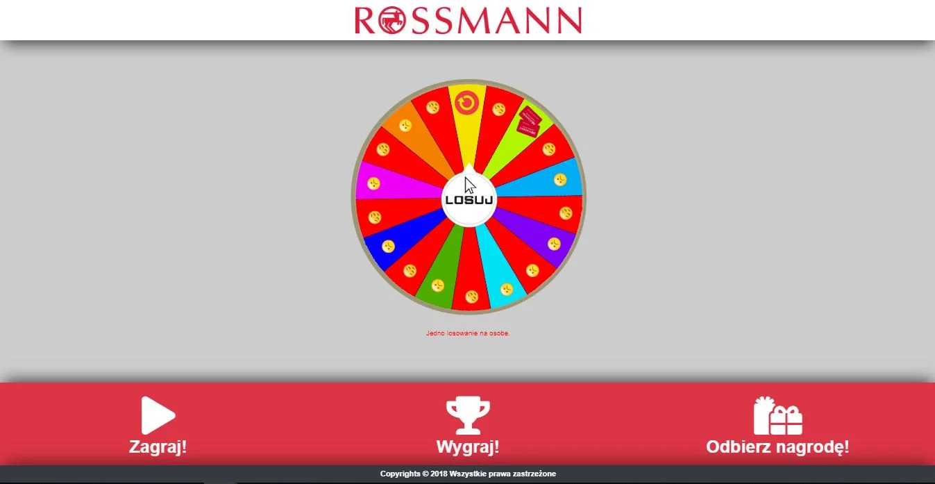 Twórcy strony nie boją się korzystać z logo Rossmanna