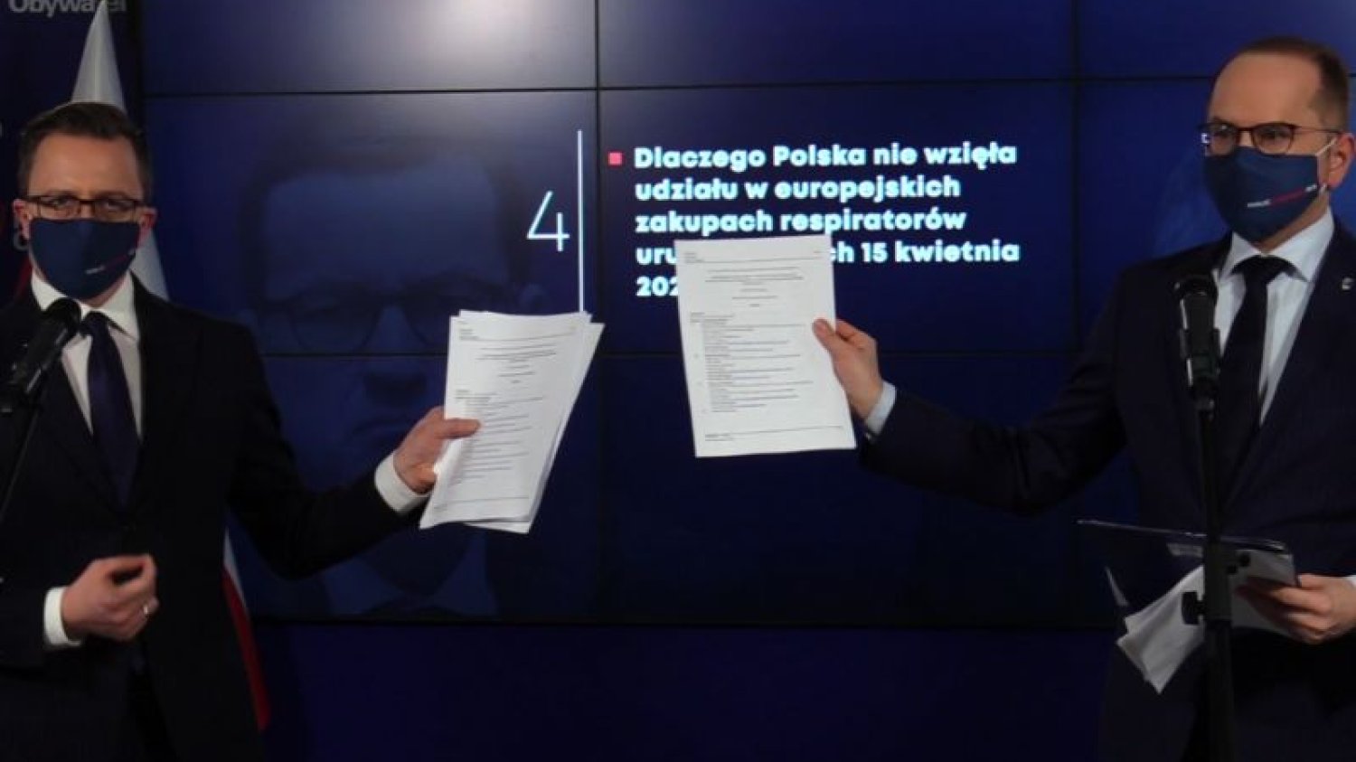Posłowie chcą komisji śledczej wyjaśniającej zakupy państwa podczas pandemii Covid-19.