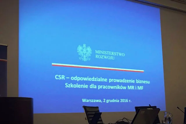 CSR trafił również do gabinetów polityków. Na razie jednak tylko w teorii