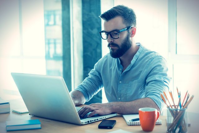 Internet to dziś wygodne narzędzie do szkalowania przedsiębiorców