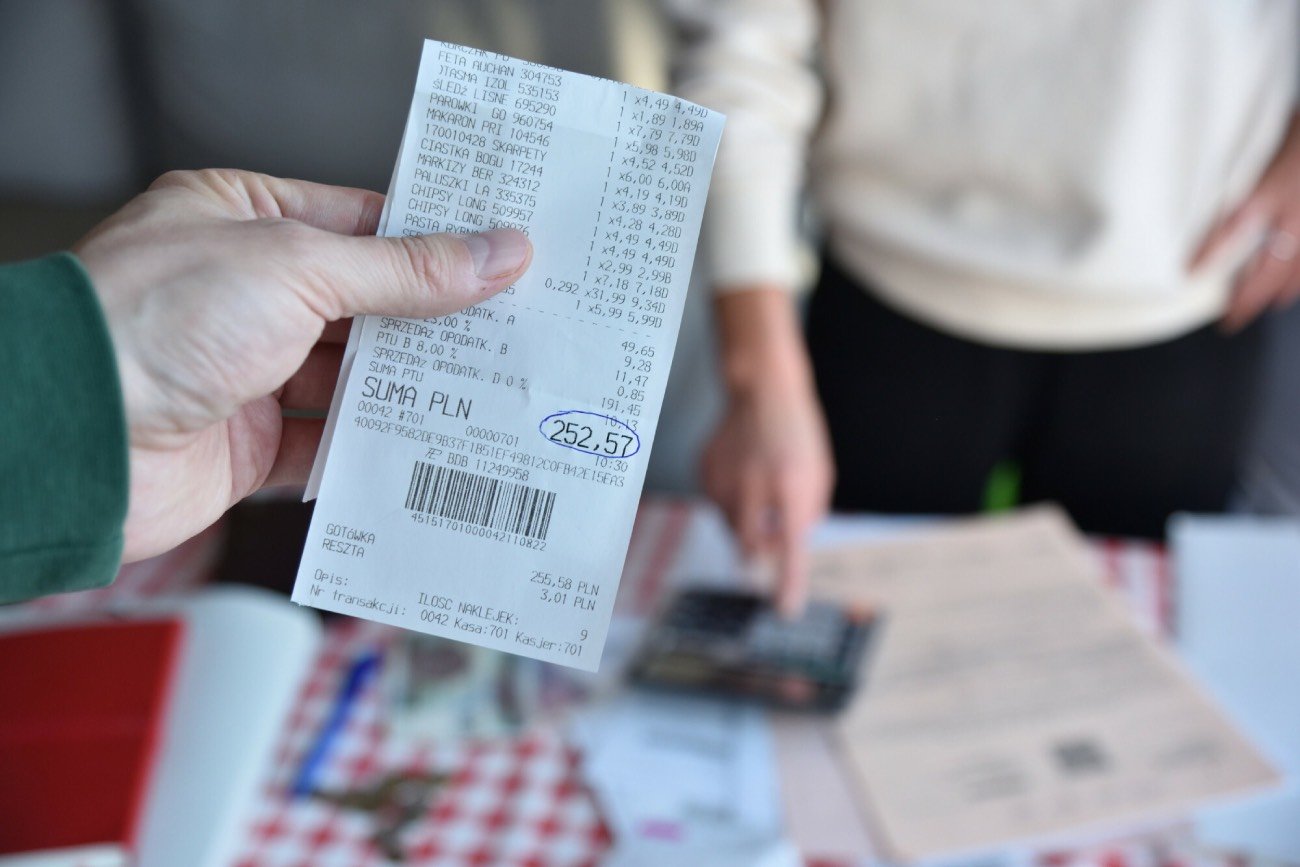 W grudniu kolejny szok cenowy. Przedświąteczne zakupy będą bardzo drogie. Raport NBP tylko to potwierdza