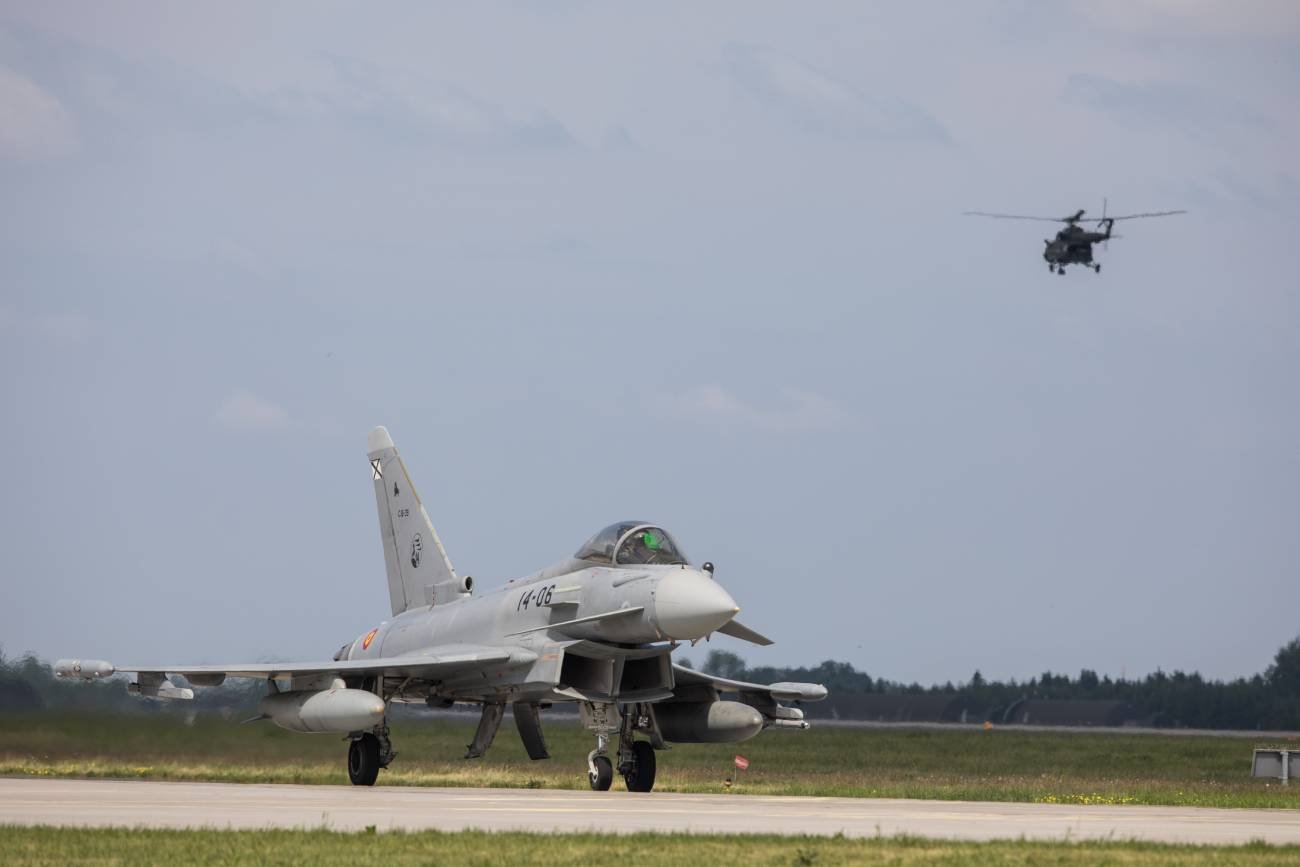 Po rosyjskim wtargnieciu Niemcy wydłużają czas działania misji patrolowej do końca roku.