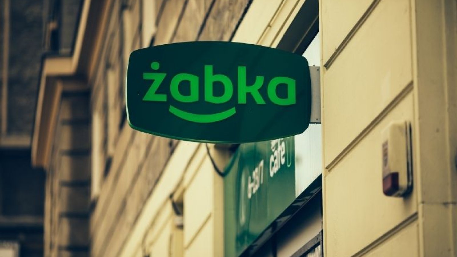 Żabka przejęła firmę Maczfit, producenta popularnej diety pudełkowej.