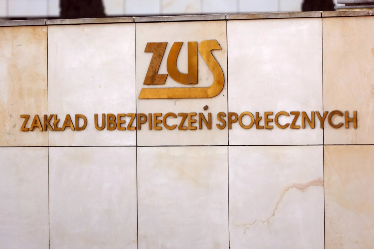 ZUS.