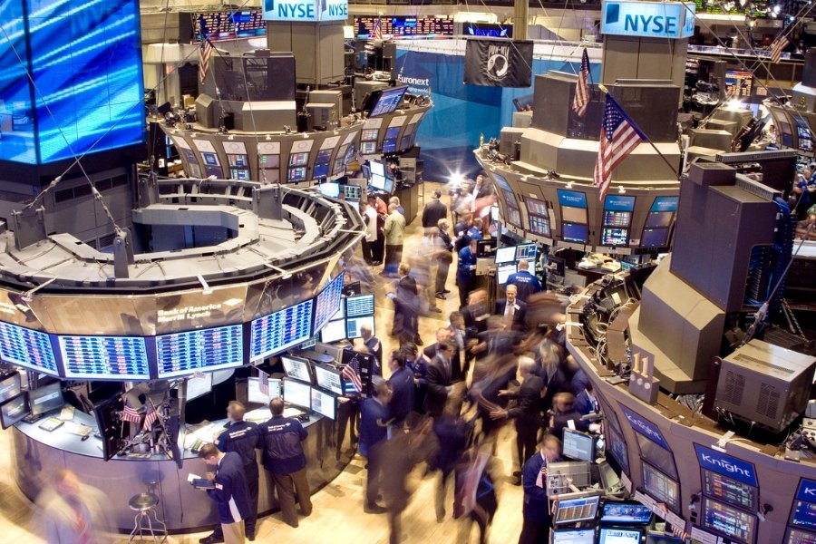 Uber wybiera się na giełdę. Kapitalizacja firmy może sięgnąć astronomicznej kwoty 120 mld dolarów.