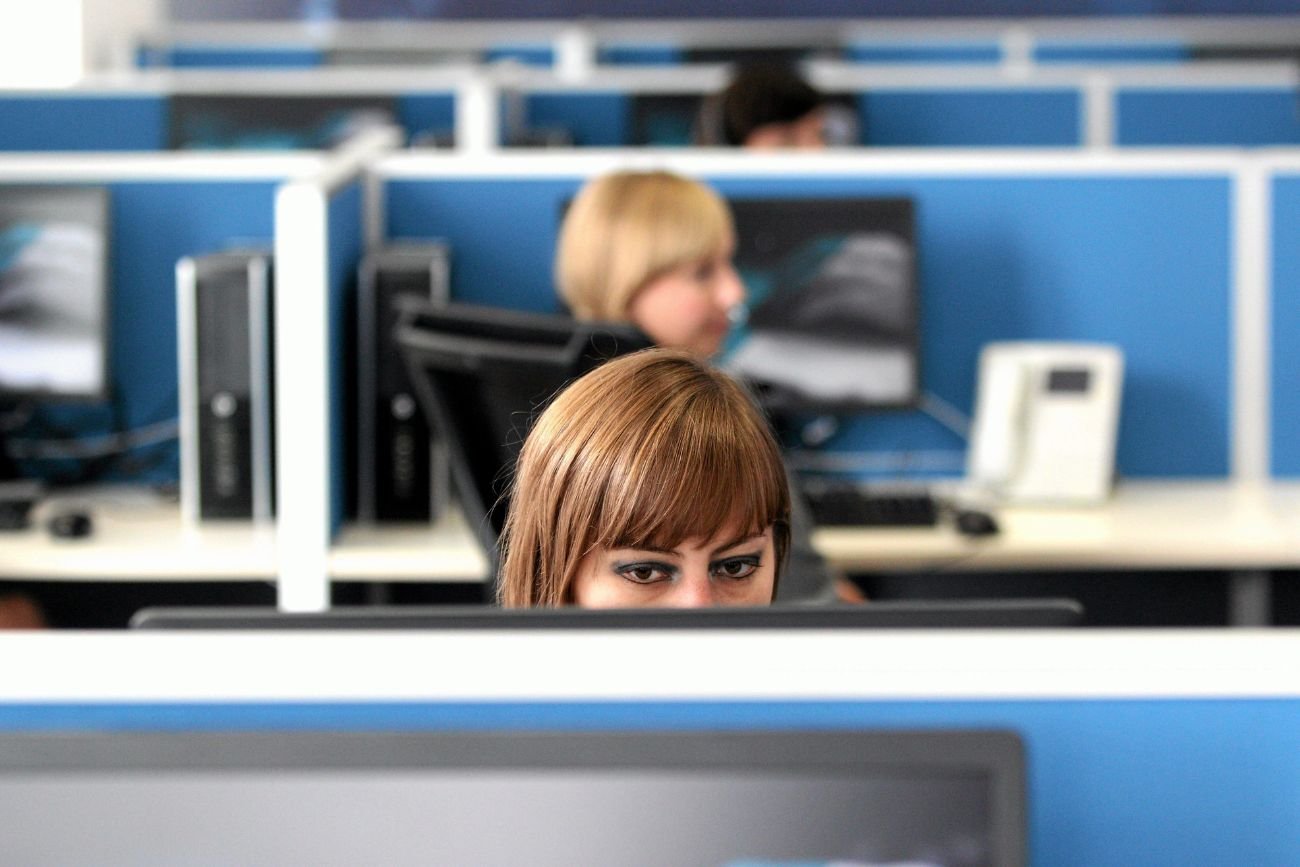 Naciągali turystów na infolinię. Kontrola u 30 przewoźników