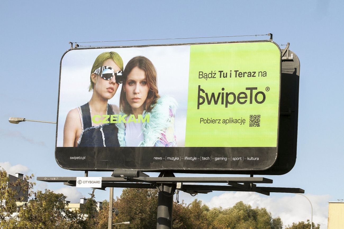 TVP reklamowała swój nowy serwis na bilbordach. Nie pomogło.