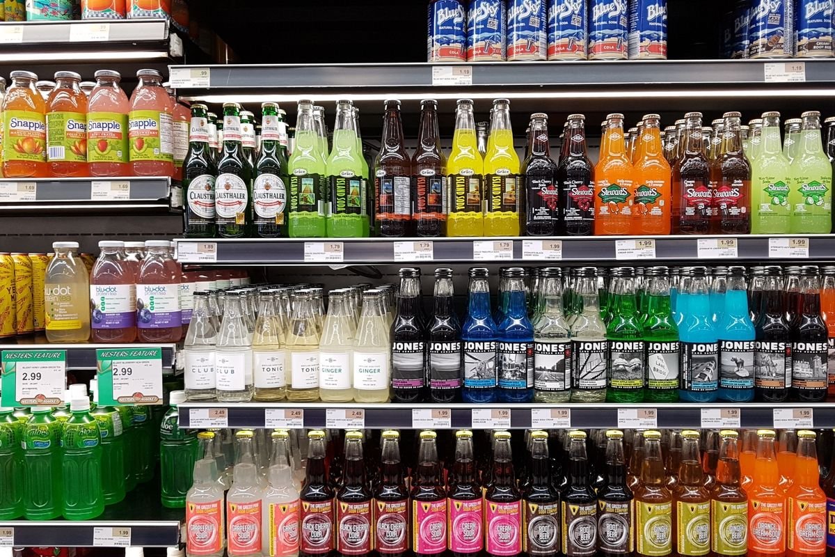 Od przyszłego roku w Singapurze nie będzie można reklamować słodzonych napojów.