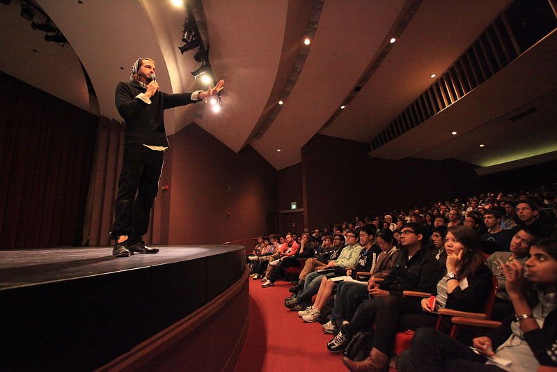 Osiąganie synergii w biznesie opiera się na współpracy. Tylko w ten sposób zostaniesz Uberem swojego rynku, a może nawet i jednorożcem.