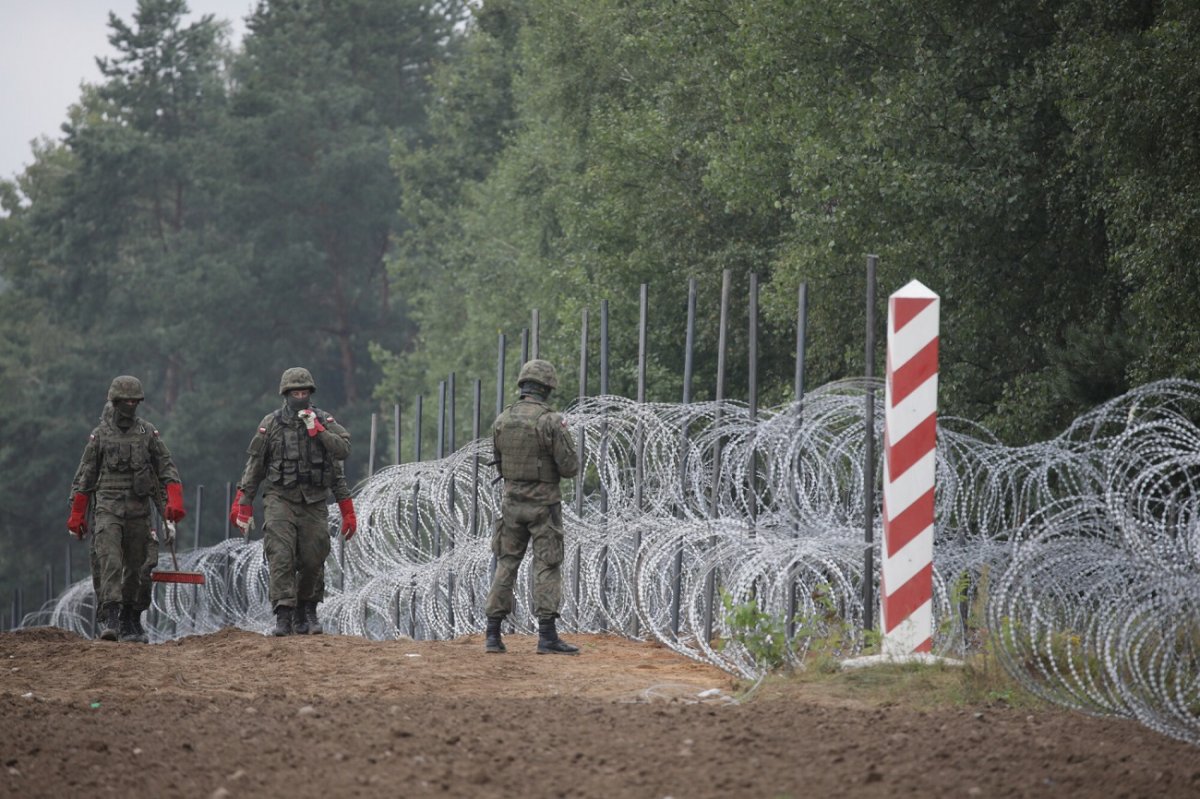 Polska Chce Od Unii Pieni dzy Na Mur Na Granicy Bia oruskiej 200 Mln