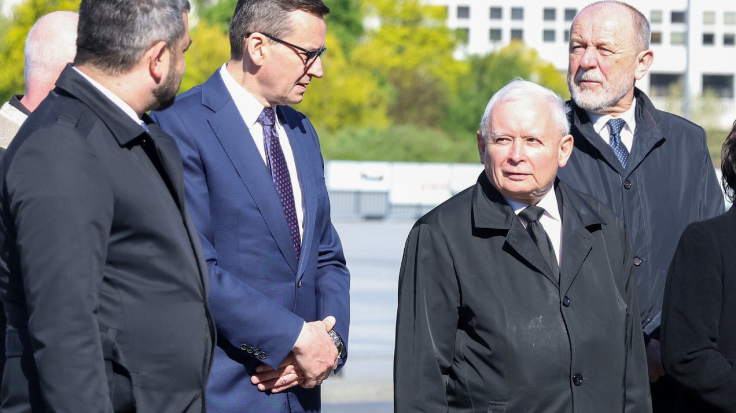 Jeśli rację mają ekonomiści, a nie rząd, to emeryci w 2024 mogą dostać dodatkowo nawet 5900 zł.
