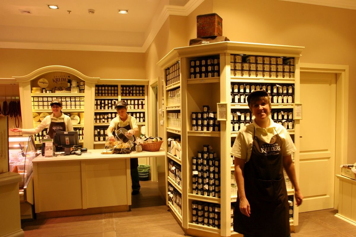 Krakowski Kredens znika z rynku? Zostało już tylko 10 sklepów tej sieci