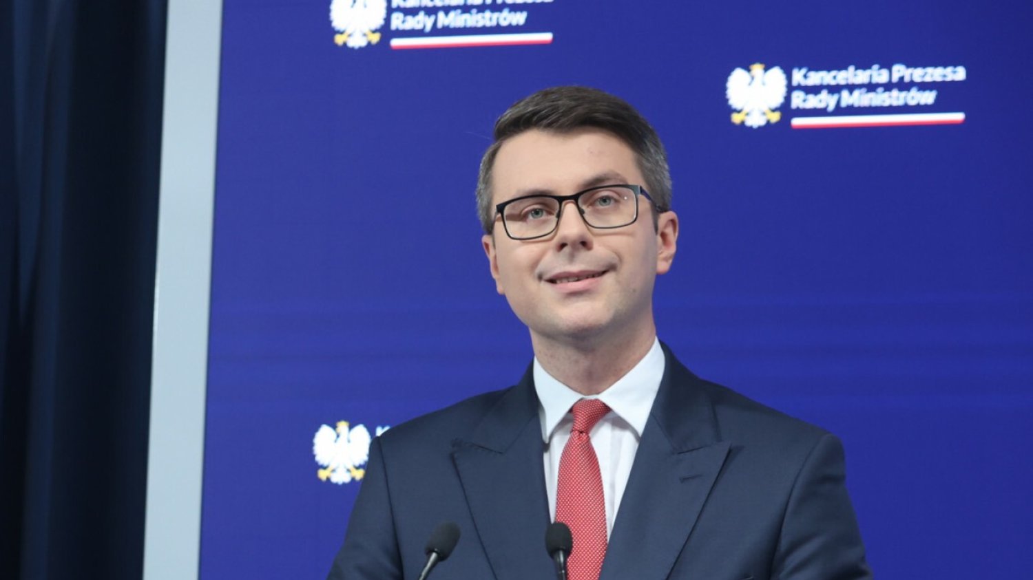 Rząd dalej na wojnie z UE. Zamiast przywrócić praworządność, zarzuca Unii "oszustwo"