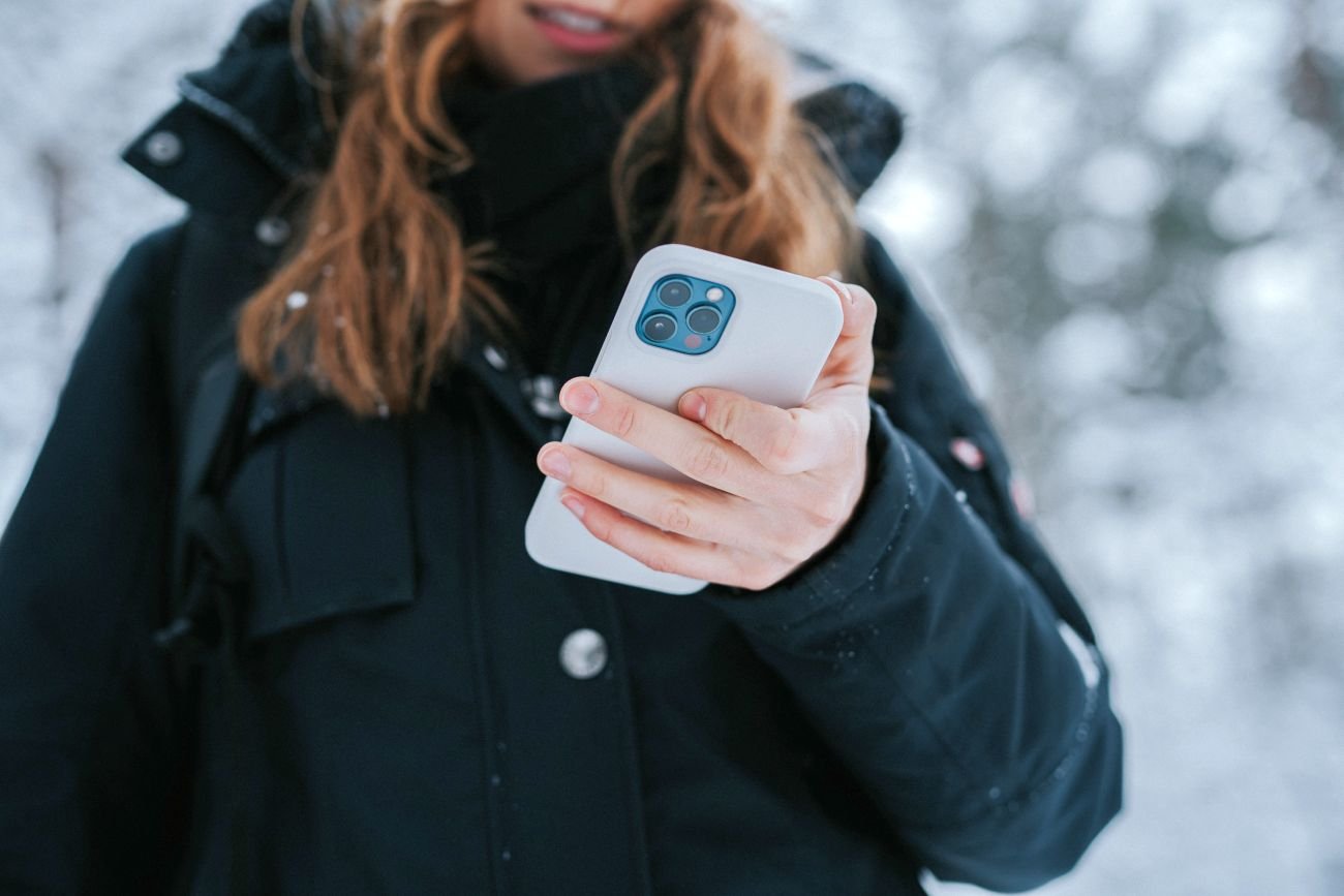 Stuknięcie dwa razy w plecki iPhone'a uruchamia zaprogramowane wcześniej funkcje