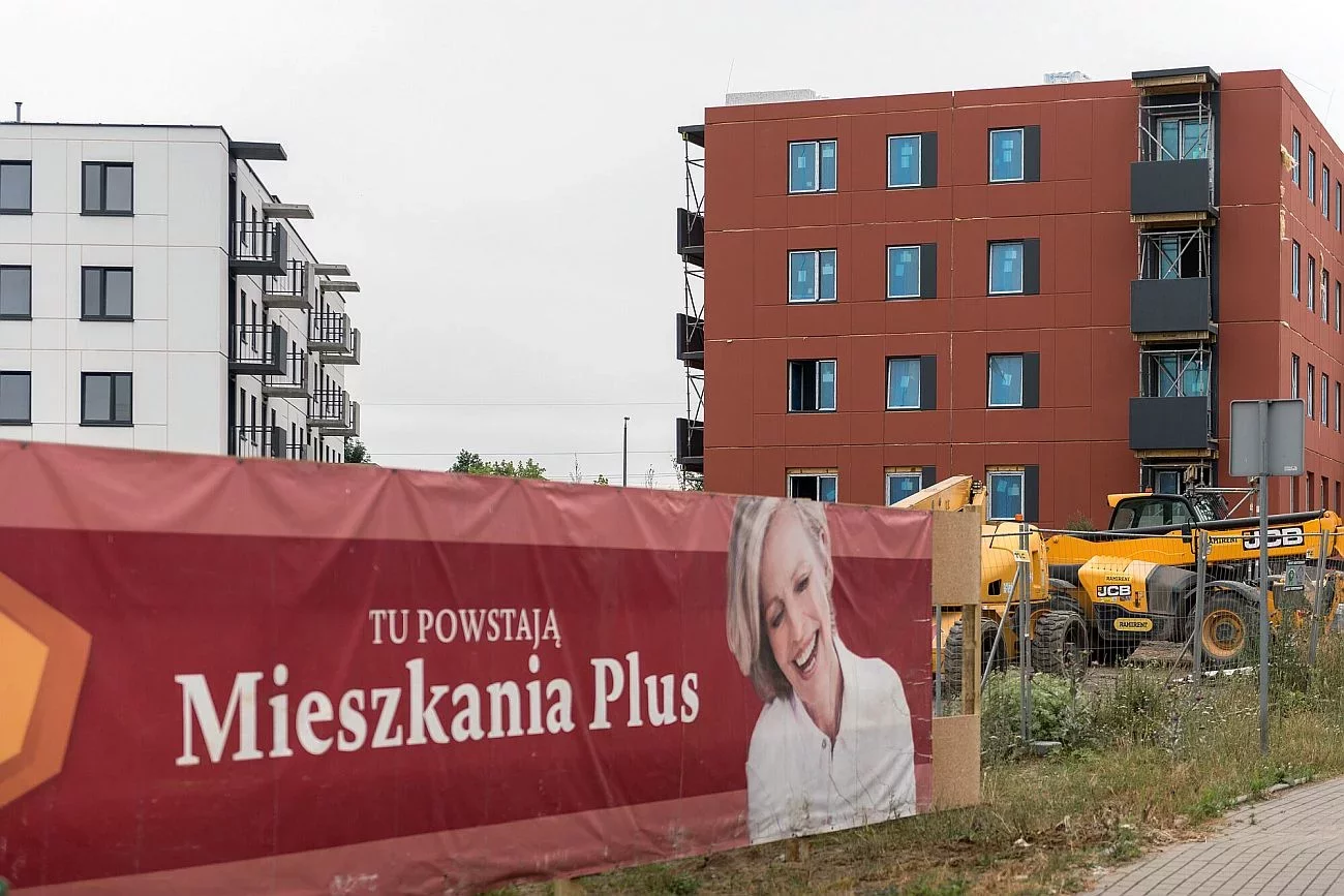 Mieszkanie Plus miało być tańsze od wynajmu lokalu na wolnym rynku. Nie jest, choć PFR Nieruchomości bardzo stara się o tym przekonywać