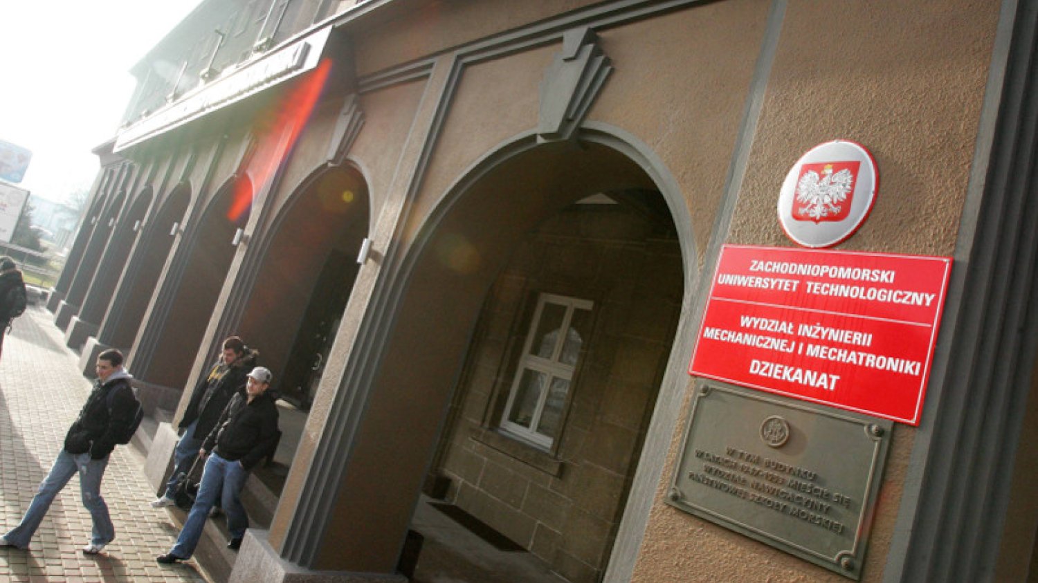 W Szczecinie naukowcy stworzyli folię przyjazną środowisku. Jest z naturalnych składników i ulega rozkładowi