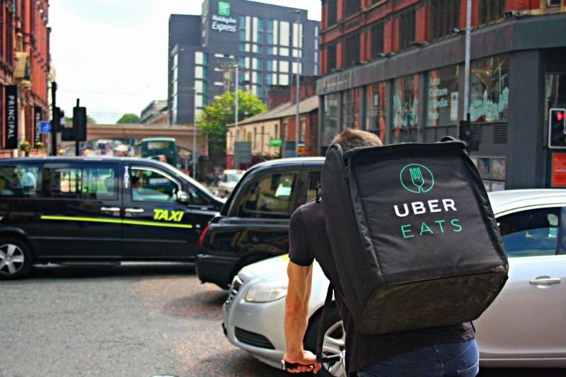 Czy do zamówionej pizzy będzie można dołączyć coś na "poprawę apetytu"?