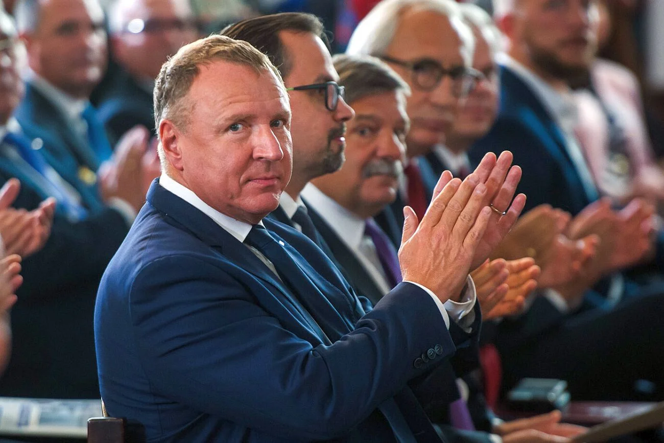 Za ubiegłoroczną stratę TVP odpowiada jeszcze Jacek Kurski, który prezesem przestał być we wrześniu 2022 roku.