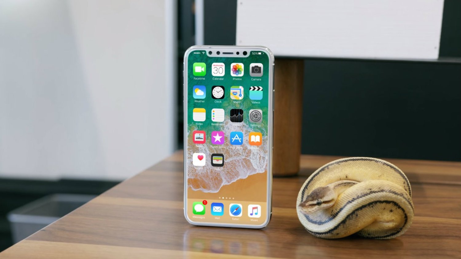 Najnowszy iPhone będzie miał nazwę iPhone X