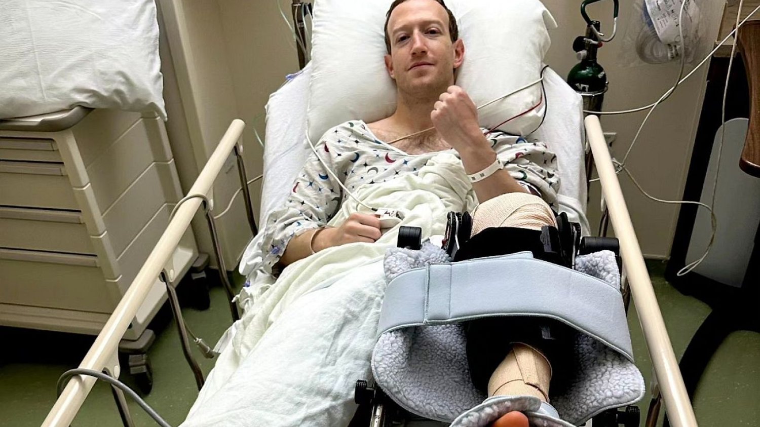 Mark Zuckerberg zerwał więzadło krzyżowe ACL i przeszedł operację. Opóźniło to planowaną na początek przyszłego roku jego walkę w formule MMA