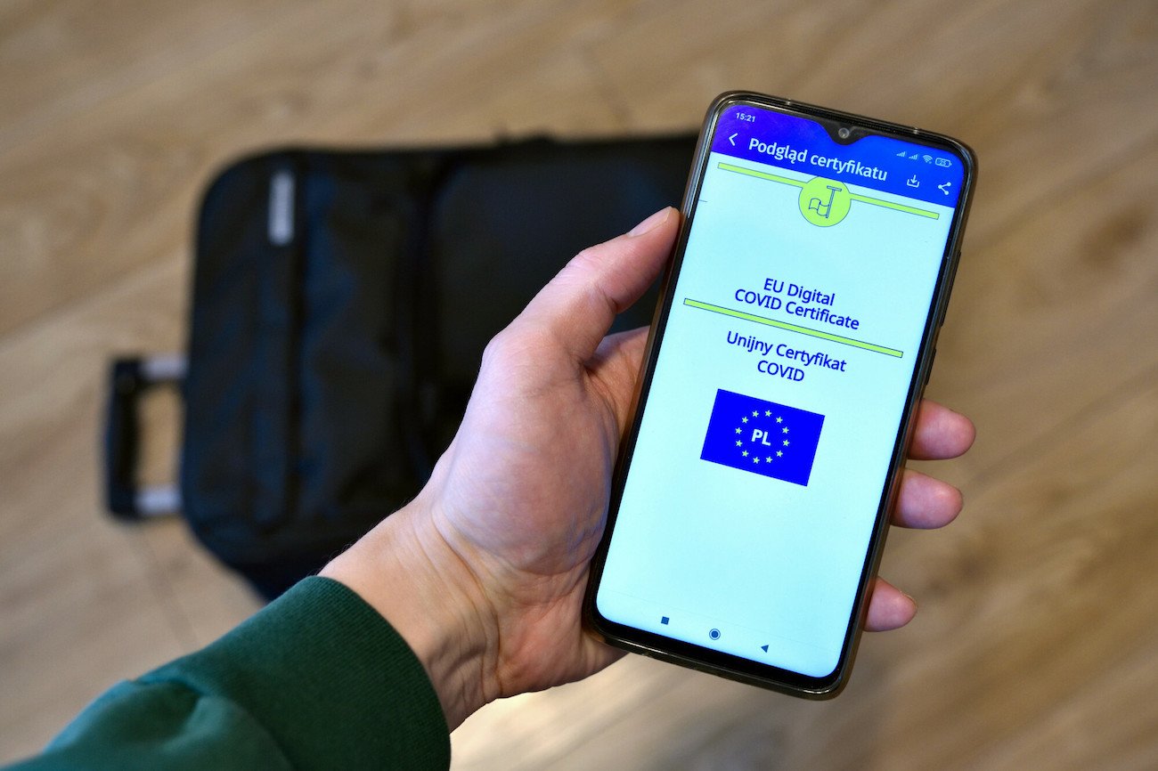 Skrócono ważność certyfikatów covidowych