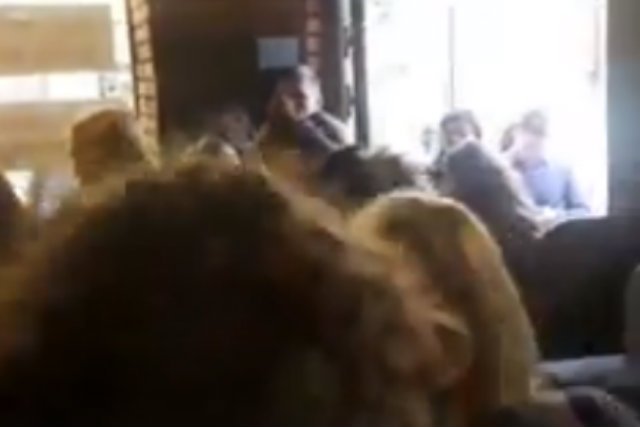 Darmowy kebab zwabił rzesze klientów