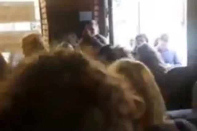 Darmowy kebab zwabił rzesze klientów