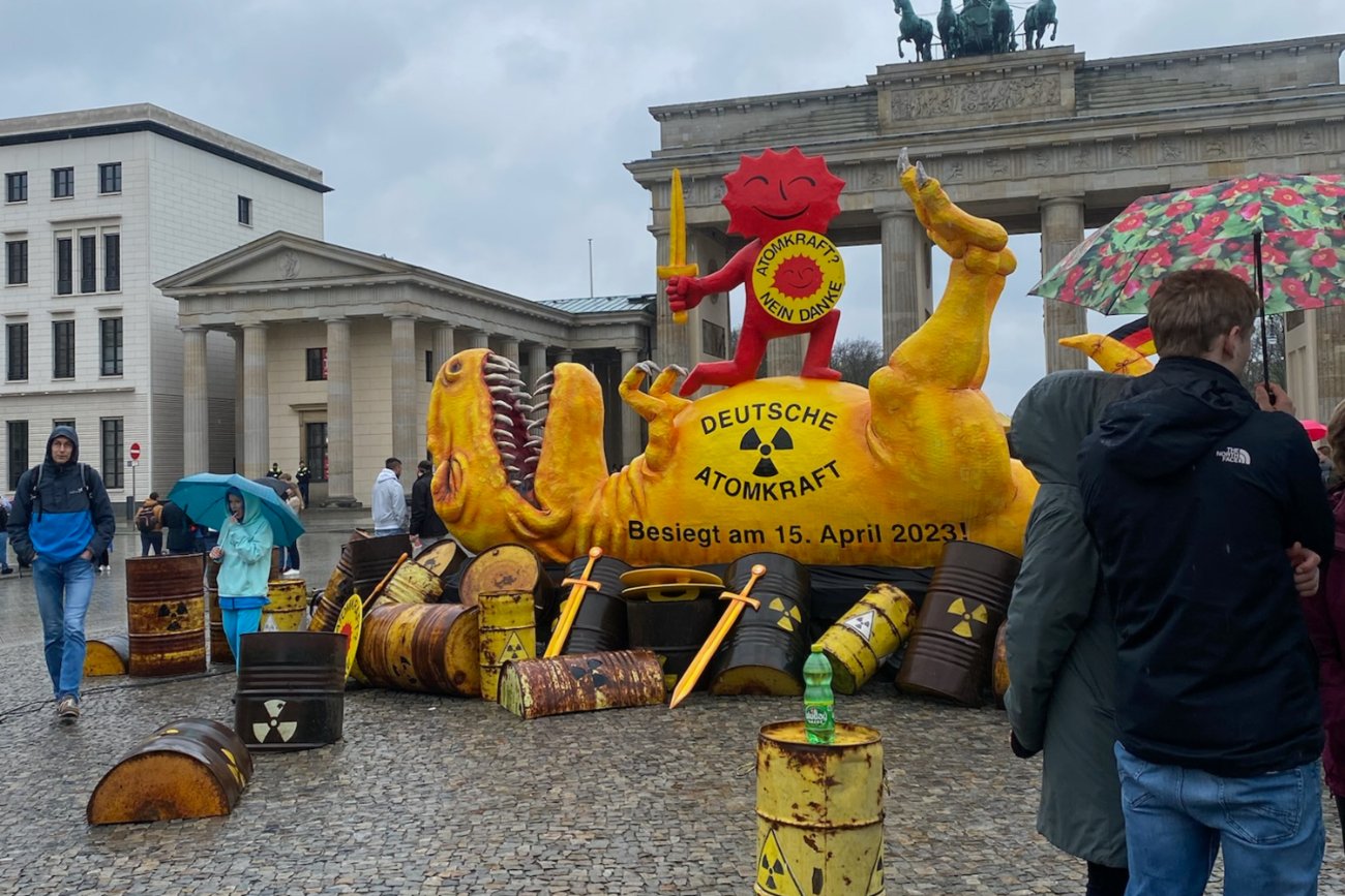 Niemcy wyłączyli ostatnie reaktory jądrowe.